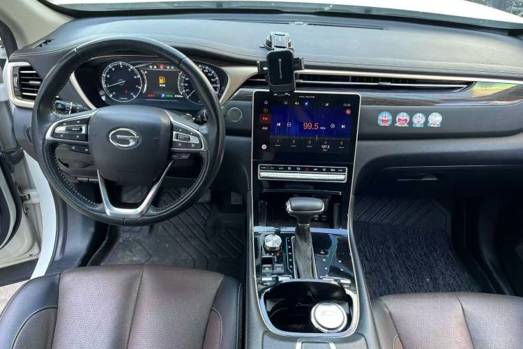 Used GAC Trumpchi GS5 2019 270T Automatic Luxury Edition Interior 2