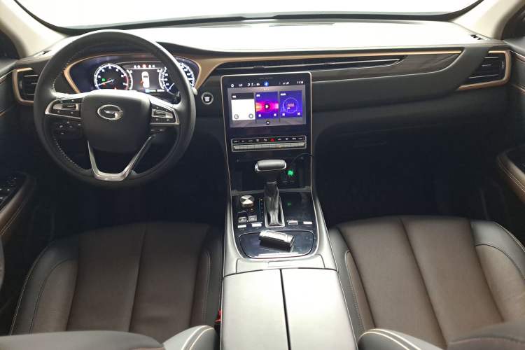 Used GAC Trumpchi GS5 2019 270T Automatic Luxury Edition Interior 2