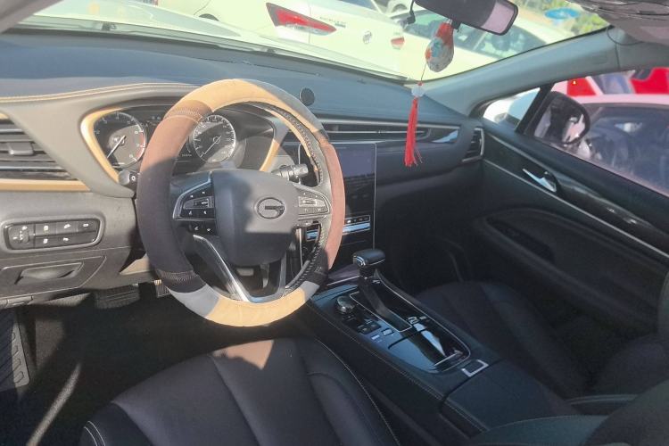Used GAC Trumpchi GS5 2019 270T Automatic Luxury Edition Interior 2