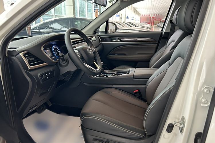 Used GAC Trumpchi GS5 2019 270T Automatic Elite Edition Interior 2