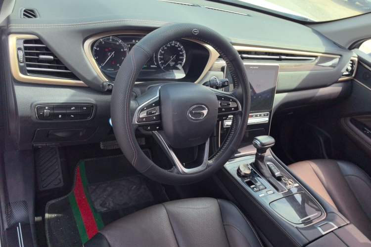 Used GAC Trumpchi GS5 2019 235T Automatic Luxury Edition Interior 3