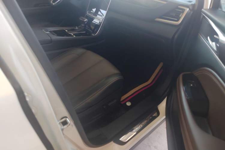 Used GAC Trumpchi GS5 2019 270T Automatic Luxury Edition Interior 3