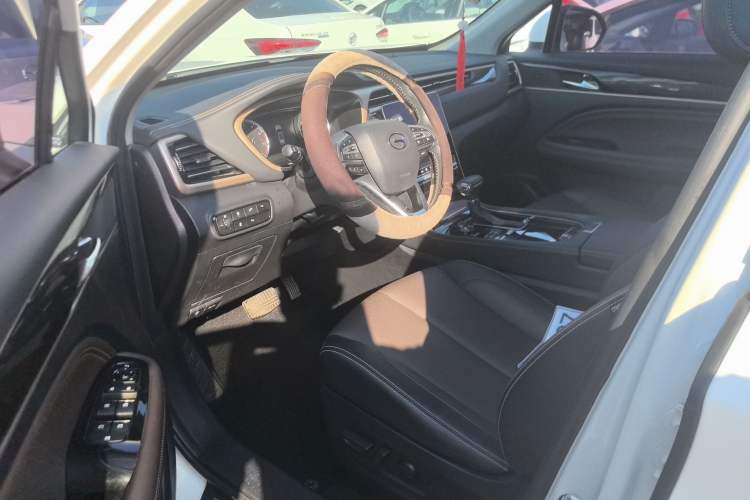 Used GAC Trumpchi GS5 2019 270T Automatic Luxury Edition Interior 3