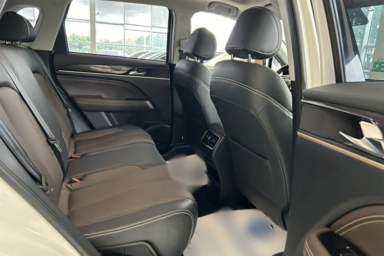 Used GAC Trumpchi GS5 2019 270T Automatic Elite Edition Interior 5