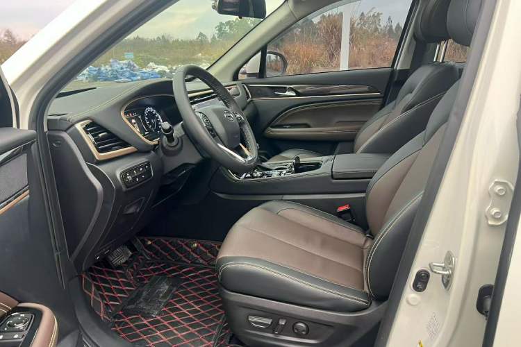 Used GAC Trumpchi GS5 2019 270T Automatic Luxury Edition Left Front Seat