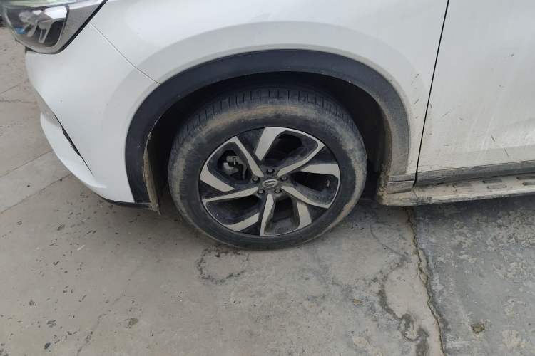 Used GAC Trumpchi GS5 2019 270T Automatic Luxury Edition Left Front Wheel Hub