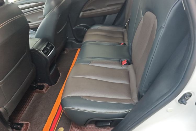 Used GAC Trumpchi GS5 2019 270T Automatic Luxury Edition Left Rear Seat