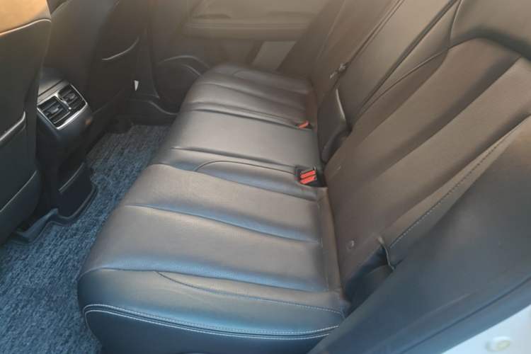 Used GAC Trumpchi GS5 2019 270T Automatic Luxury Edition Left Rear Seat