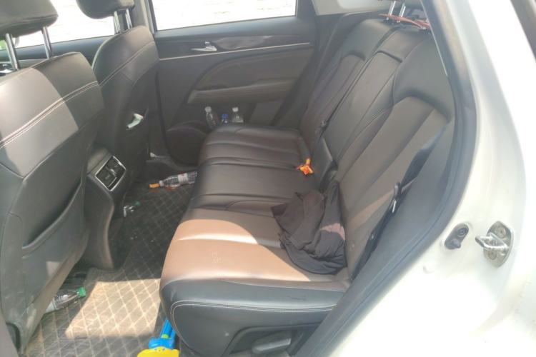 Used GAC Trumpchi GS5 2019 235T Automatic Luxury Edition Left Rear Seat