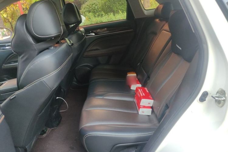 Used GAC Trumpchi GS5 2019 270T Automatic Luxury Edition Left Rear Seat