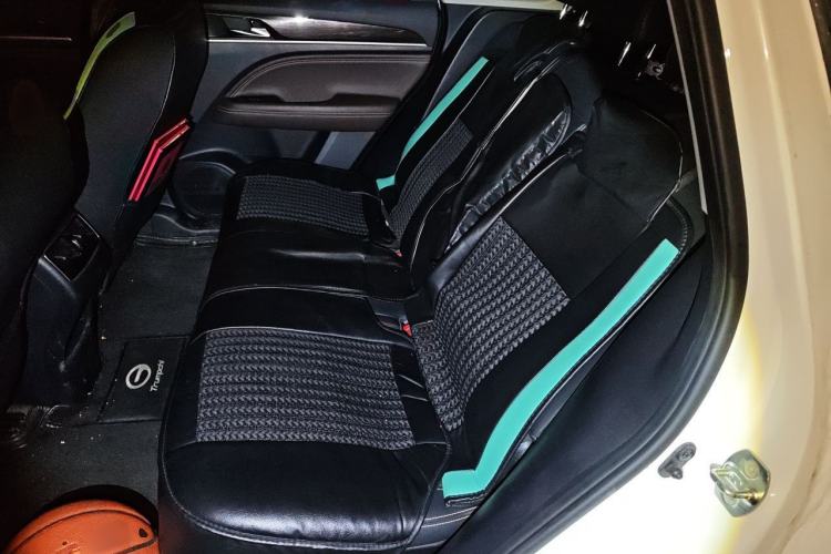 Used GAC Trumpchi GS5 2019 270T Automatic Luxury Edition Left Rear Seat
