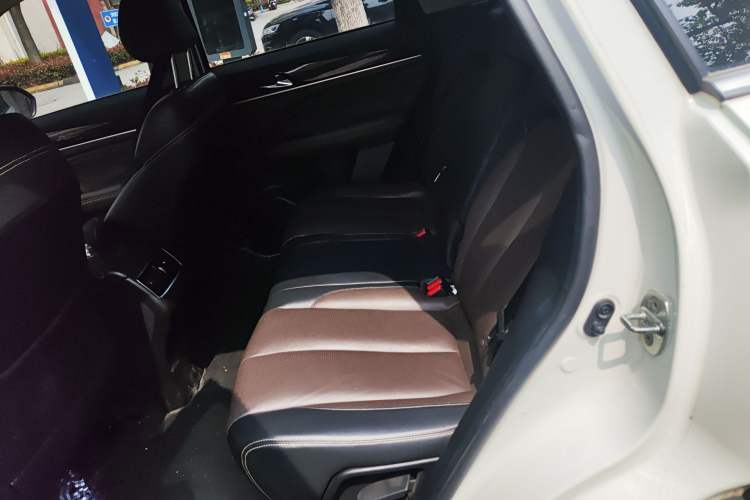Used GAC Trumpchi GS5 2019 235T Automatic Luxury Edition Left Rear Seat