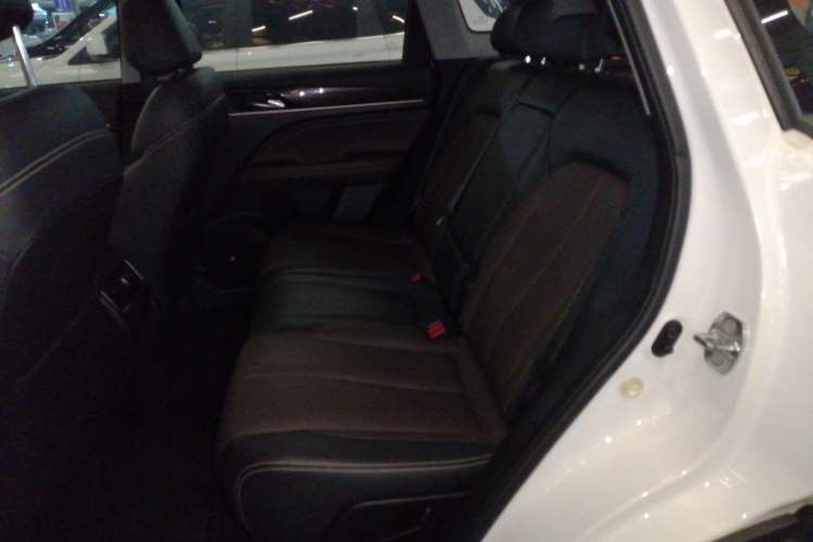 Used GAC Trumpchi GS5 2019 235T Automatic Luxury Edition Left Rear Seat