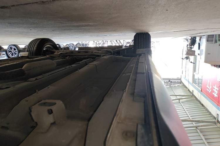 Used GAC Trumpchi GS5 2019 235T Automatic Elite Edition Left Side Sill