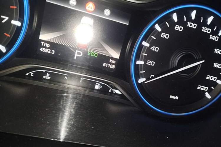 Used GAC Trumpchi GS5 2019 270T Automatic Elite Edition Odometer Close Up