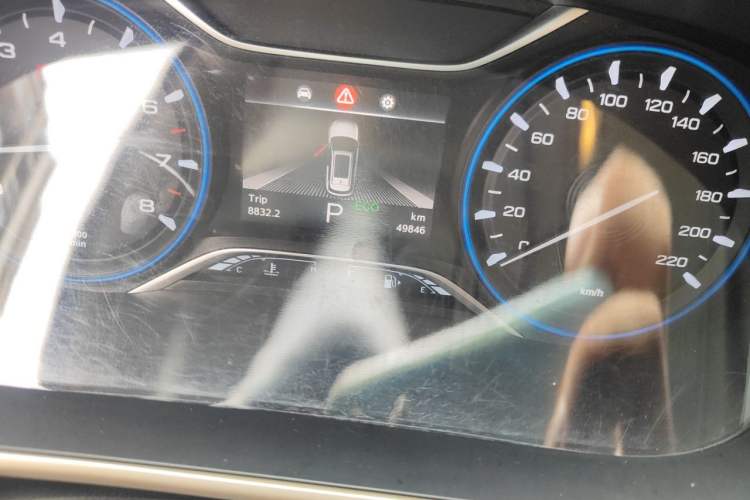 Used GAC Trumpchi GS5 2019 270T Automatic Elite Edition Odometer Close Up