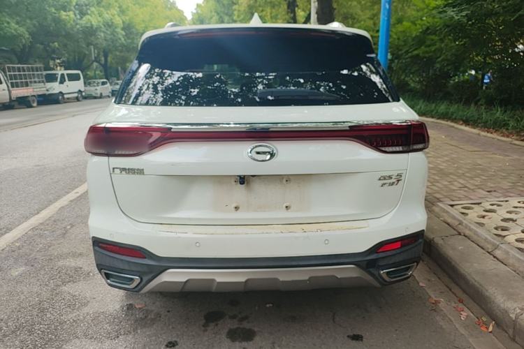 Used GAC Trumpchi GS5 2019 270T Automatic Luxury Edition Rear