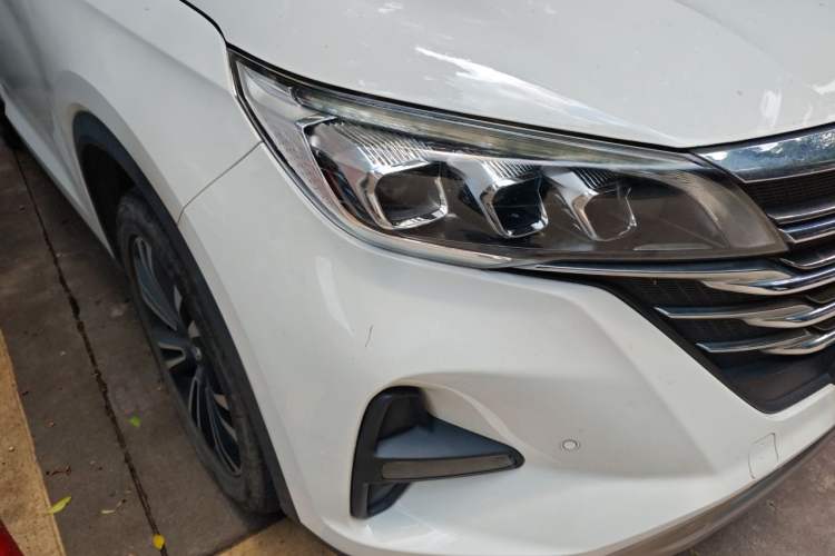 Used GAC Trumpchi GS5 2019 270T Automatic Prestige Edition Right Front Headlight