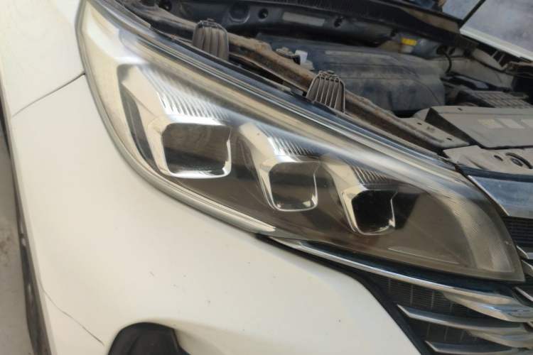 Used GAC Trumpchi GS5 2019 235T Automatic Luxury Edition Right Front Headlight