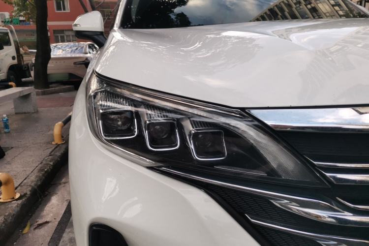 Used GAC Trumpchi GS5 2019 270T Automatic Luxury Edition Right Front Headlight