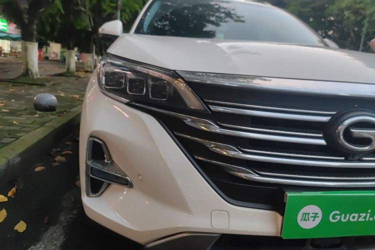 Used GAC Trumpchi GS5 2019 270T Automatic Luxury Edition Right Front Headlight