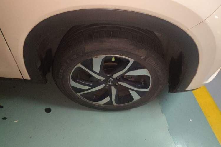 Used GAC Trumpchi GS5 2019 235T Automatic Luxury Edition Right Front Wheel Hub