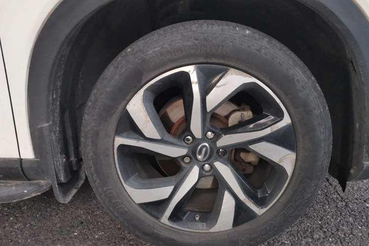 Used GAC Trumpchi GS5 2019 270T Automatic Luxury Edition Right Front Wheel Hub