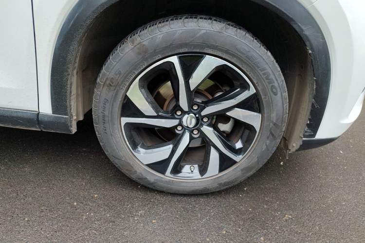 Used GAC Trumpchi GS5 2019 270T Automatic Luxury Edition Right Front Wheel Hub