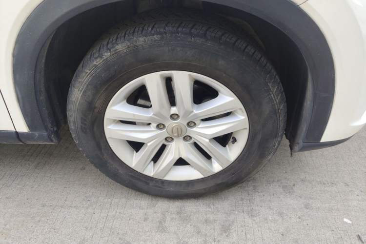 Used GAC Trumpchi GS5 2019 270T Automatic Elite Edition Right Front Wheel Hub