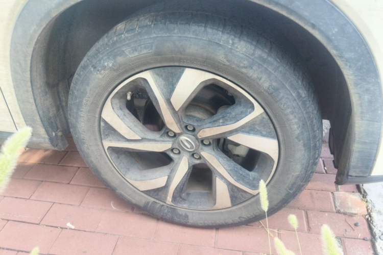 Used GAC Trumpchi GS5 2019 270T Automatic Luxury Edition Right Front Wheel Hub