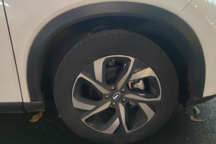 Used GAC Trumpchi GS5 2019 270T Automatic Luxury Edition Right Front Wheel Hub
