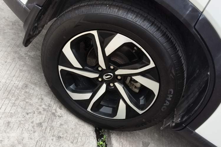 Used GAC Trumpchi GS5 2019 235T Automatic Luxury Edition Right Rear Wheel Hub