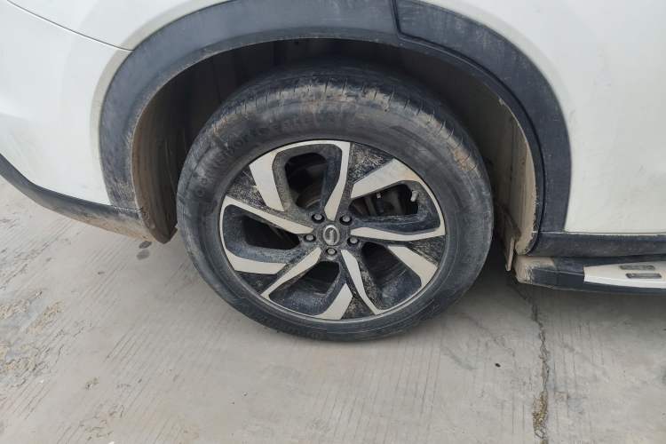 Used GAC Trumpchi GS5 2019 270T Automatic Luxury Edition Right Rear Wheel Hub
