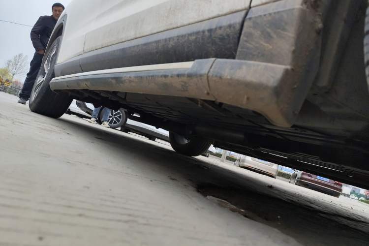Used GAC Trumpchi GS5 2019 270T Automatic Luxury Edition Right Side Sill