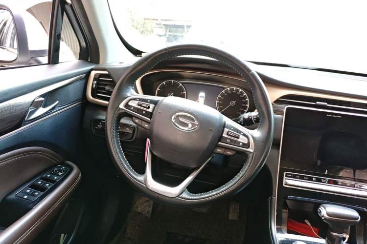 Used GAC Trumpchi GS5 2019 270T Automatic Luxury Edition Steering Wheel