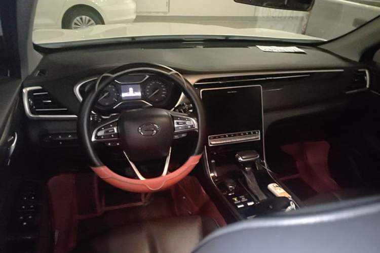 Used GAC Trumpchi GS5 2019 270T Automatic Elite Edition Steering Wheel