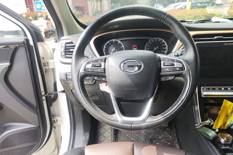 Used GAC Trumpchi GS5 2019 235T Automatic Luxury Edition Steering Wheel