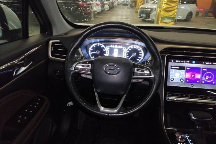 Used GAC Trumpchi GS5 2019 235T Automatic Luxury Edition Steering Wheel