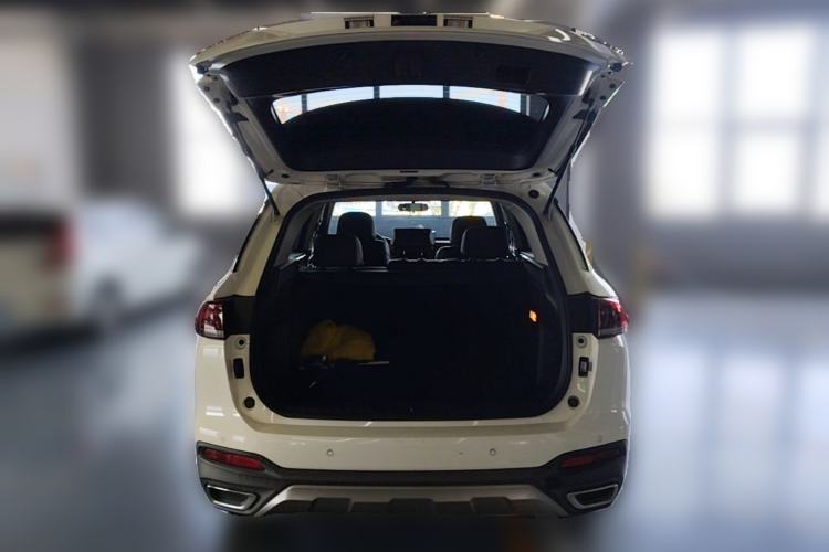 Used GAC Trumpchi GS5 2019 235T Automatic Luxury Edition Trunk