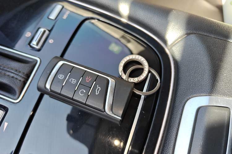Used GAC Trumpchi GS5 2019 270T Automatic Elite Edition Vehicle Key