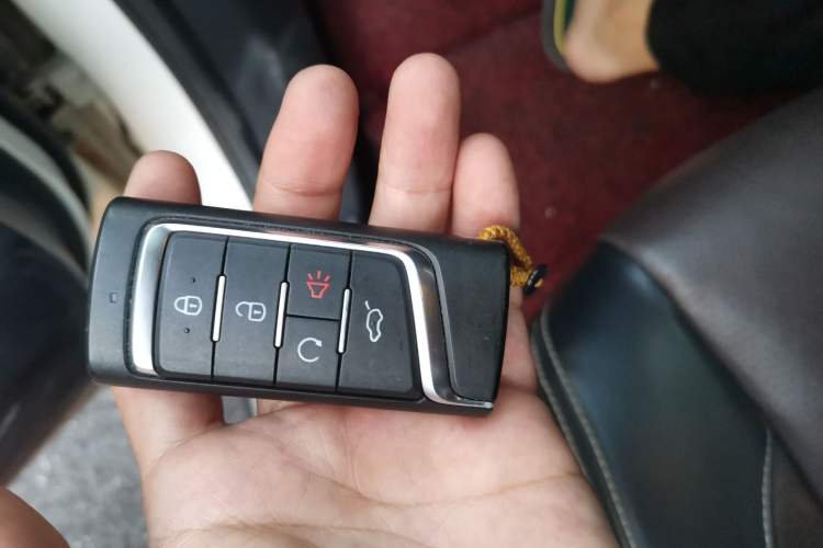 Used GAC Trumpchi GS5 2019 270T Automatic Luxury Edition Vehicle Key