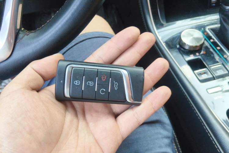 Used GAC Trumpchi GS5 2019 270T Automatic Luxury Edition Vehicle Key