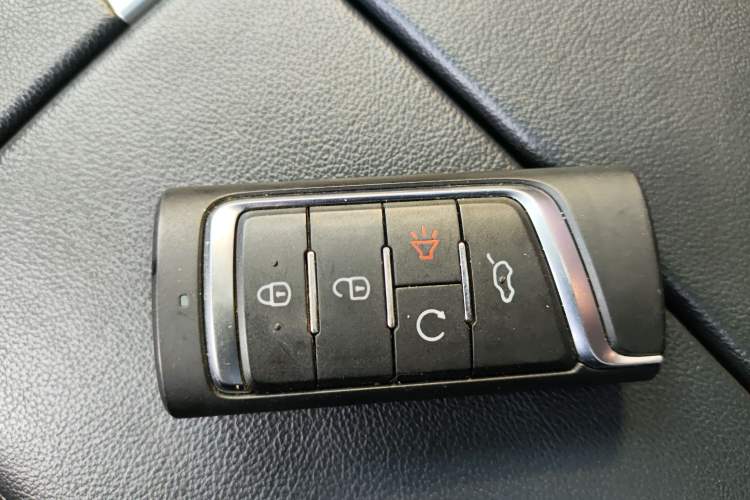Used GAC Trumpchi GS5 2019 270T Automatic Luxury Edition Vehicle Key