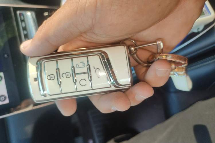Used GAC Trumpchi GS5 2019 270T Automatic Luxury Edition Vehicle Key