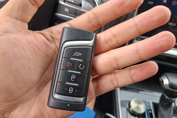 Used GAC Trumpchi GS5 2019 270T Automatic Luxury Edition Vehicle Key