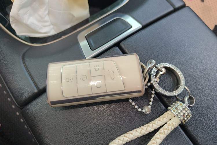 Used GAC Trumpchi GS5 2019 270T Automatic Luxury Edition Vehicle Key