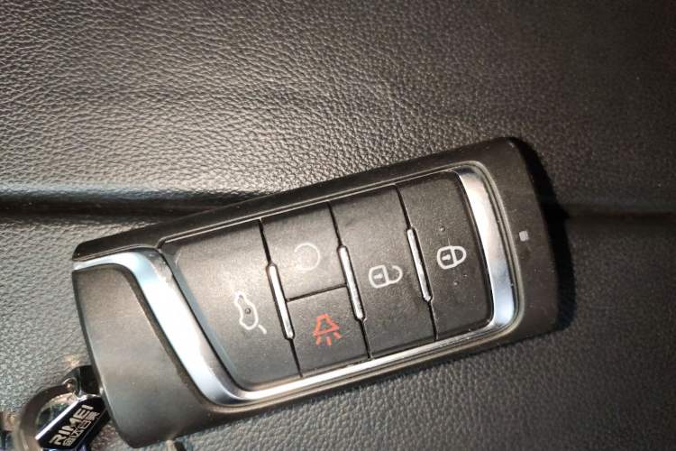 Used GAC Trumpchi GS5 2019 270T Automatic Luxury Edition Vehicle Key