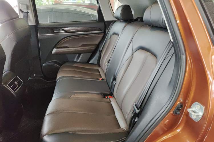 Used GAC Trumpchi GS5 2019 270T Automatic Elite Edition Interior 4