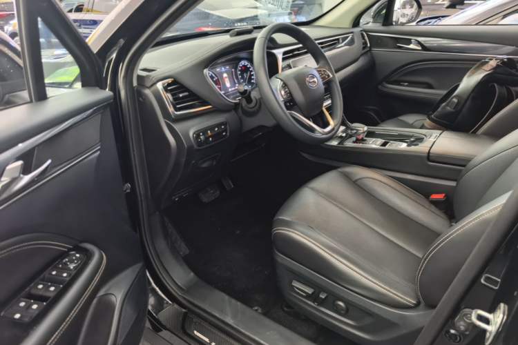 Used GAC Trumpchi GS5 2020 Advanced Model 270T Automatic Luxury Edition Driver Seat