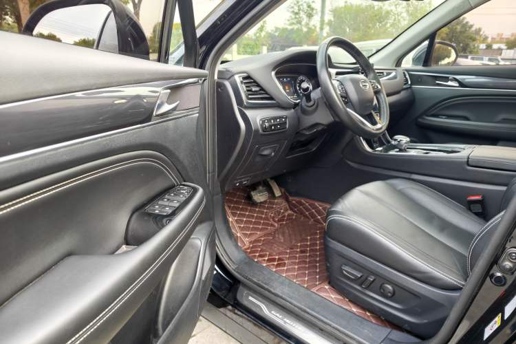 Used GAC Trumpchi GS5 2020 Advanced Model 270T Automatic Luxury Edition Interior 4